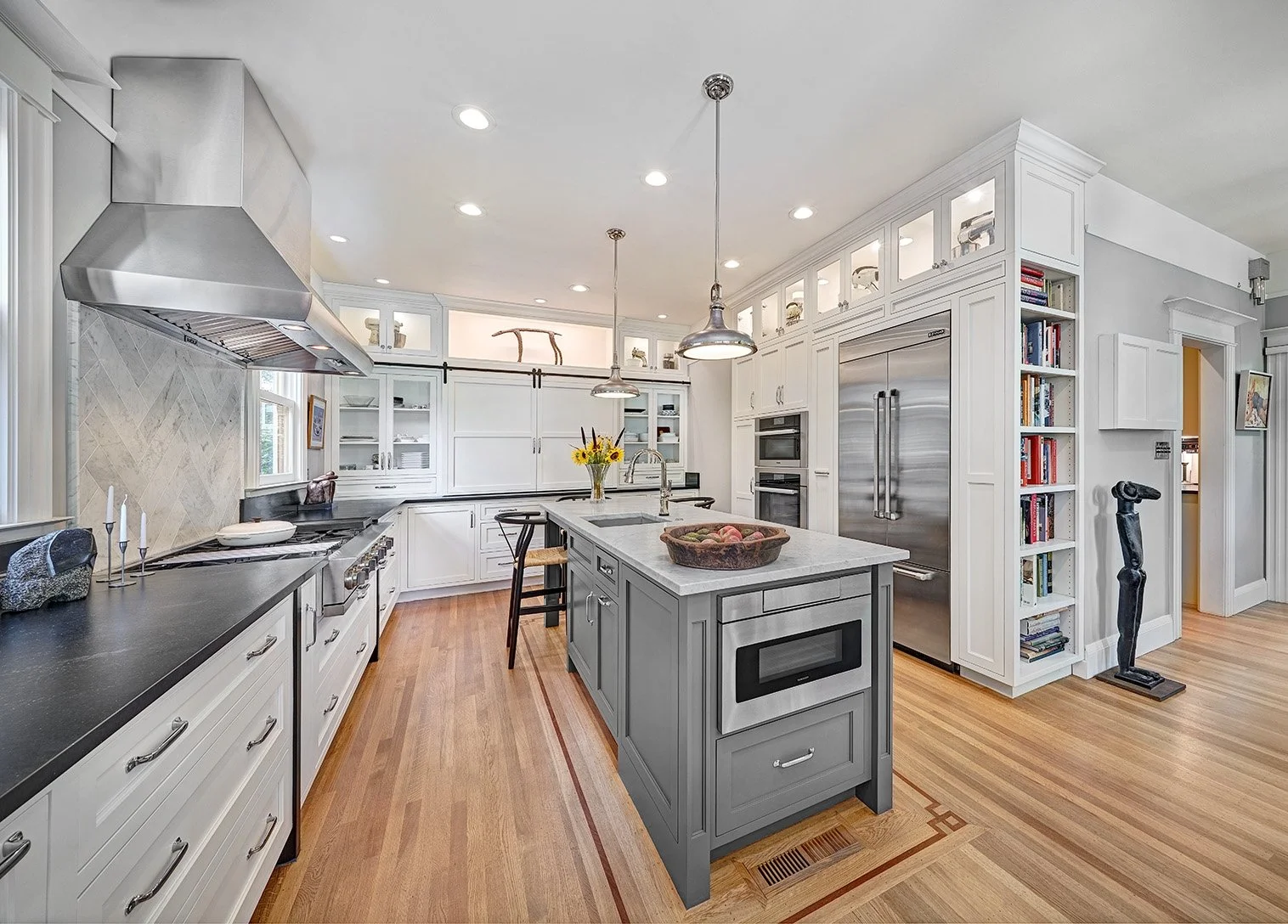 1910 Foursquare Kitchen