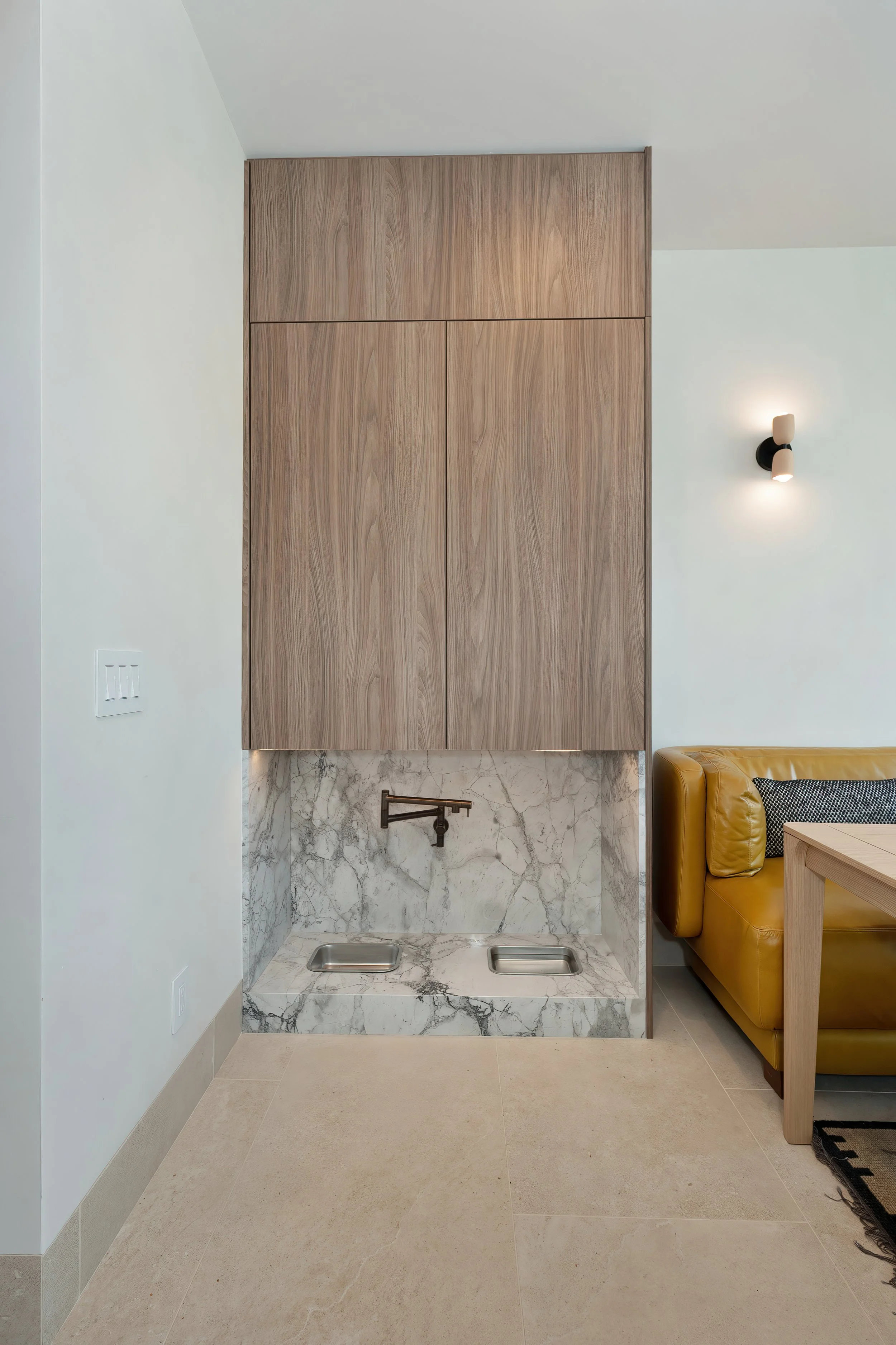 COSMOS BREAKFAST NOOK.jpg